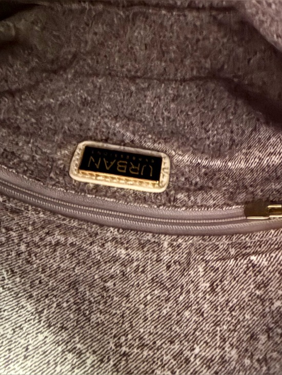 Urban Expressions Floral Embossed Clutch - Picture 6 of 9